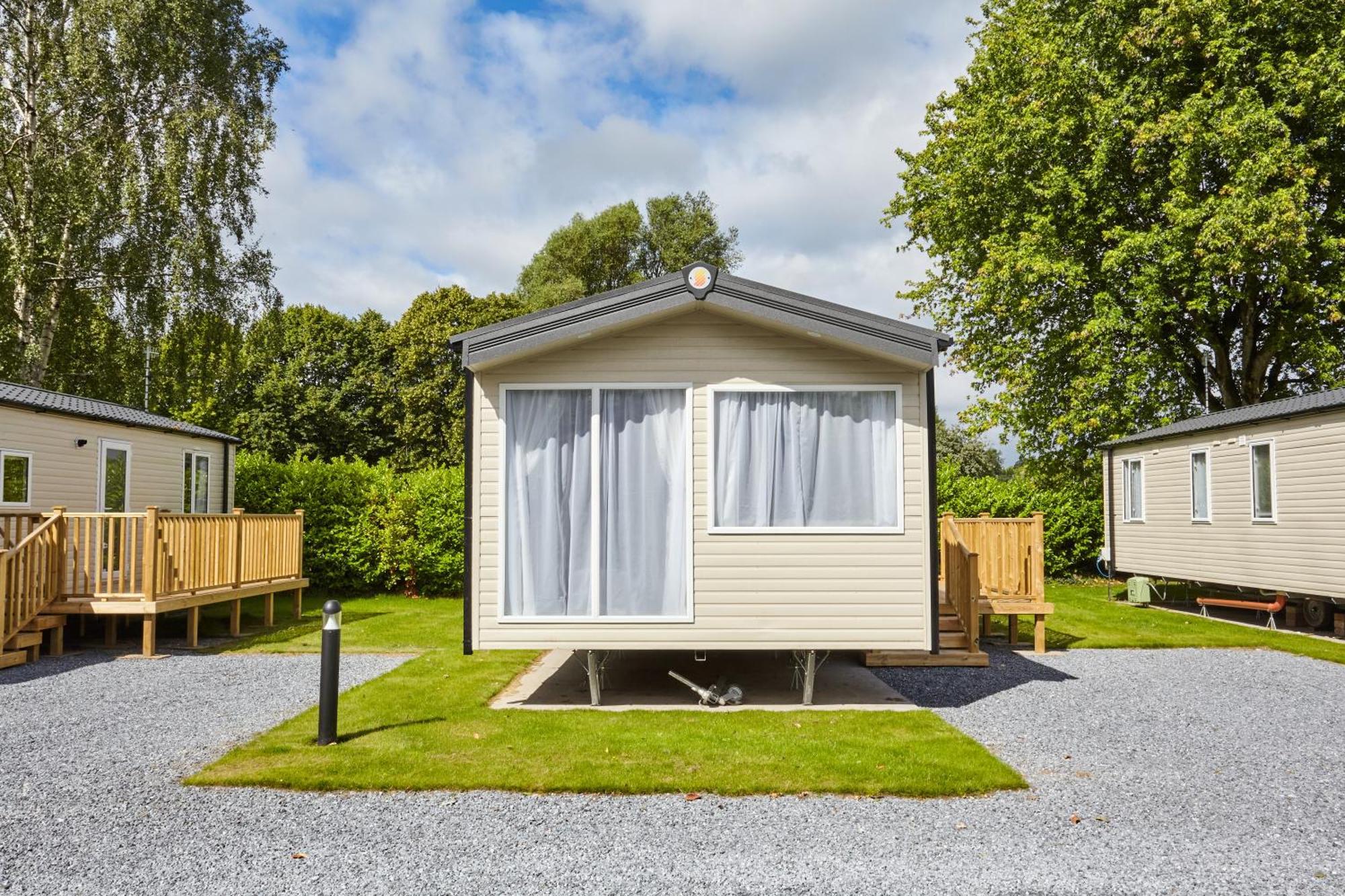 Braidhaugh Holiday Lodge And Glamping Park Крифф Экстерьер фото